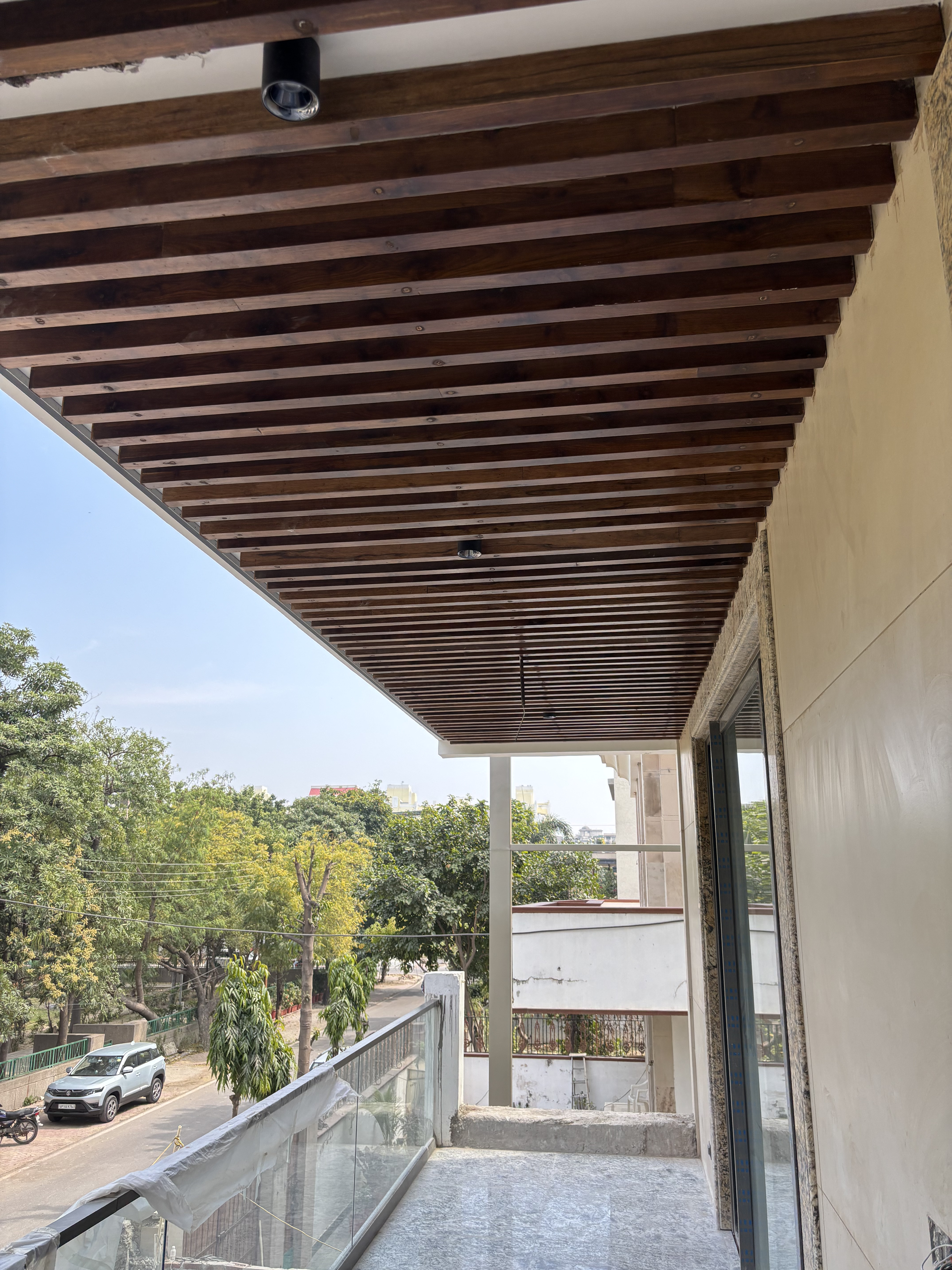 Balcony & Corridor ceiling